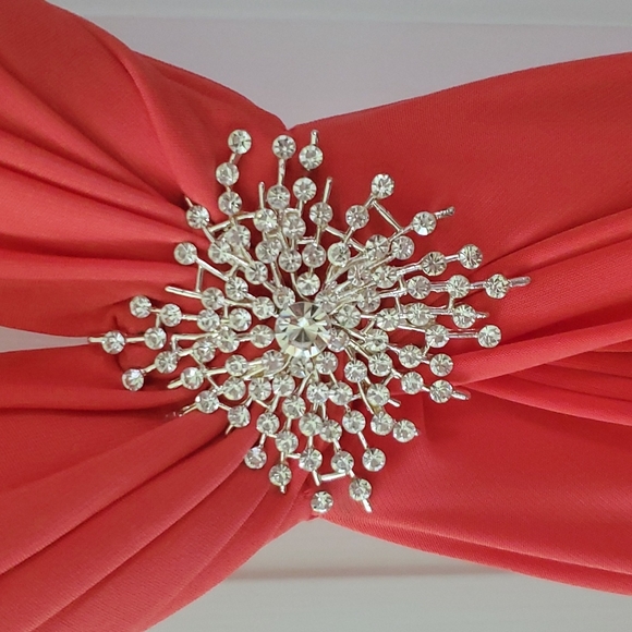 Cache dress - Picture 4 of 13